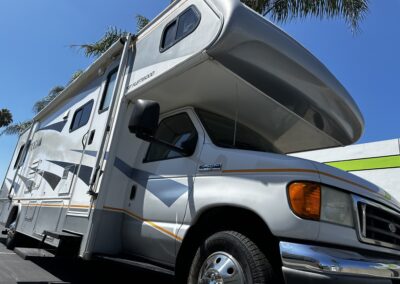 SOLD* 2008 Fleetwood Tioga 31W -Class C- Slide Out – LIKE NEW – $29,950